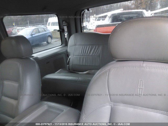 5LMPU28L0WLJ28851 - 1998 LINCOLN NAVIGATOR BLUE photo 8