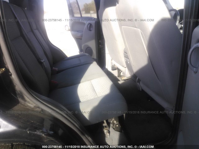 1J4GL38K65W575523 - 2005 JEEP LIBERTY RENEGADE BLACK photo 8