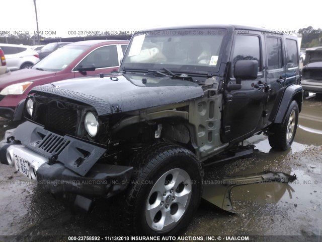 1C4HJWEG0EL132576 - 2014 JEEP WRANGLER UNLIMITE SAHARA BLACK photo 2