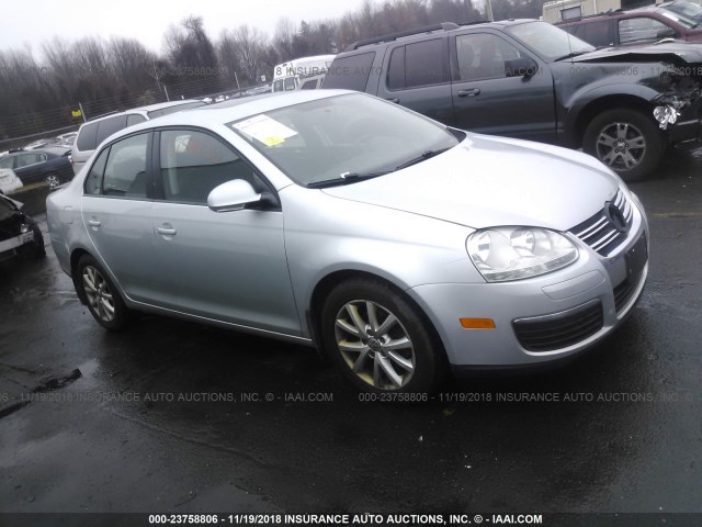 3VWRZ7AJ4AM137581 - 2010 VOLKSWAGEN JETTA SE/SEL SILVER photo 1