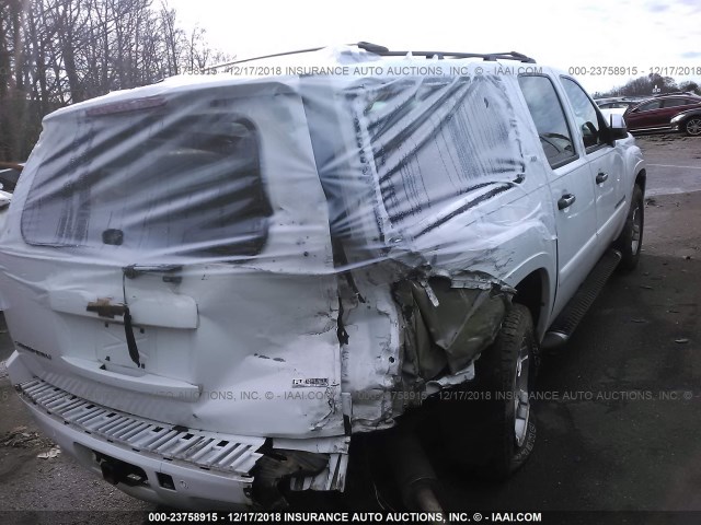 3GNFK16308G268217 - 2008 CHEVROLET SUBURBAN K1500 LS WHITE photo 4