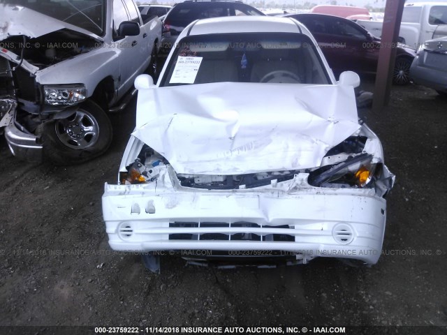 KMHCG45C35U661780 - 2005 HYUNDAI ACCENT GL WHITE photo 6