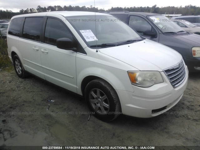 2A4RR2D14AR442020 - 2010 CHRYSLER TOWN & COUNTRY LX WHITE photo 1