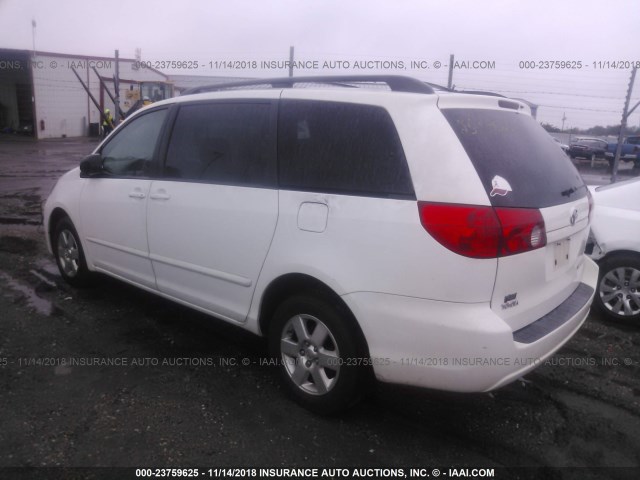 5TDZK23C18S190497 - 2008 TOYOTA SIENNA CE/LE WHITE photo 3