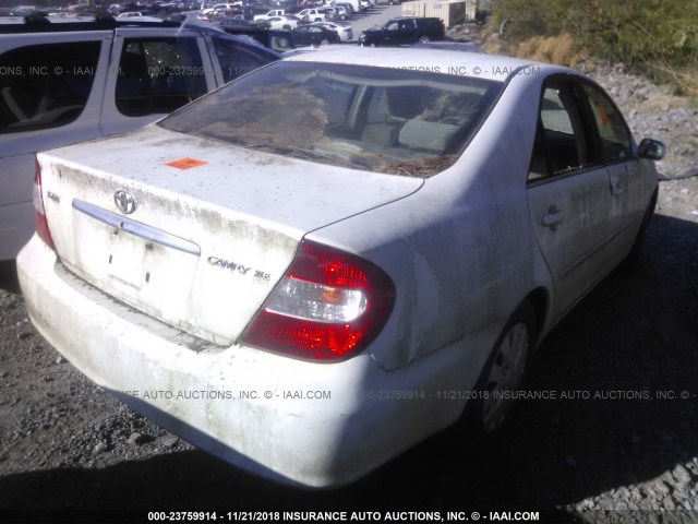 4T1BE32KX3U177125 - 2003 TOYOTA CAMRY LE/XLE/SE WHITE photo 4