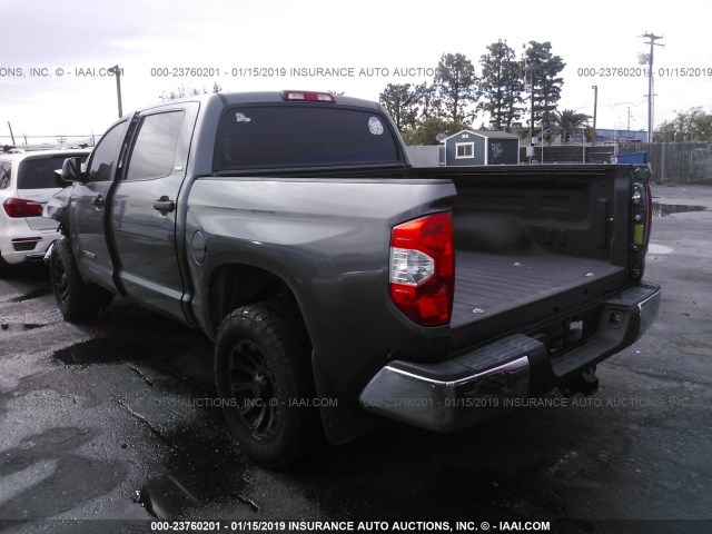 5TFEY5F12EX170306 - 2014 TOYOTA TUNDRA CREWMAX SR5 GRAY photo 3