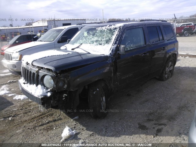 1C4NJRFB9FD354391 - 2015 JEEP PATRIOT LATITUDE GRAY photo 2