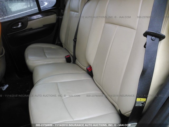 1GKDS13SX52149319 - 2005 GMC ENVOY GOLD photo 8