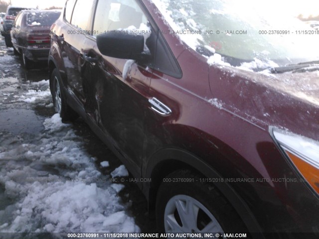 1FMCU0F78EUC73821 - 2014 FORD ESCAPE S RED photo 6