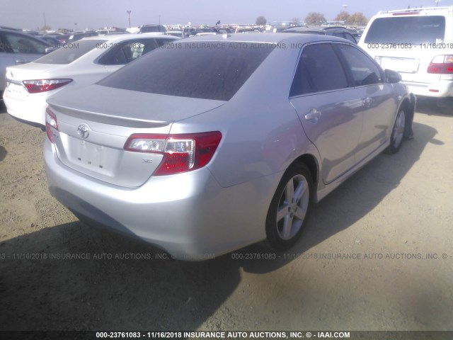 4T1BF1FK4CU052410 - 2012 TOYOTA CAMRY SE/LE/XLE SILVER photo 4