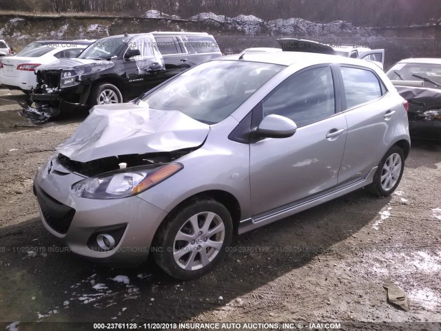 JM1DE1HY2B0112336 - 2011 MAZDA MAZDA2 SILVER photo 2