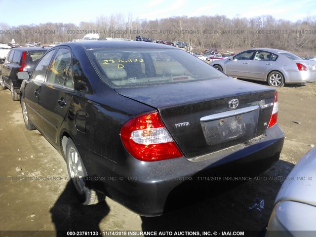 4T1BF30K13U059271 - 2003 TOYOTA CAMRY LE/XLE/SE BLACK photo 3