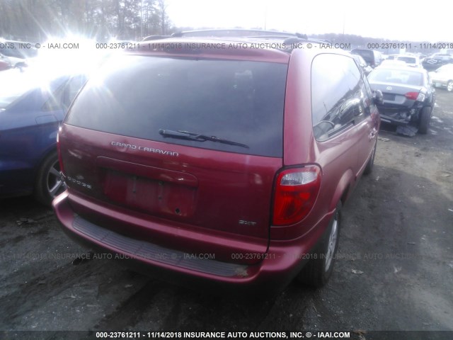 2D4GP44L76R820325 - 2006 DODGE GRAND CARAVAN SXT RED photo 4