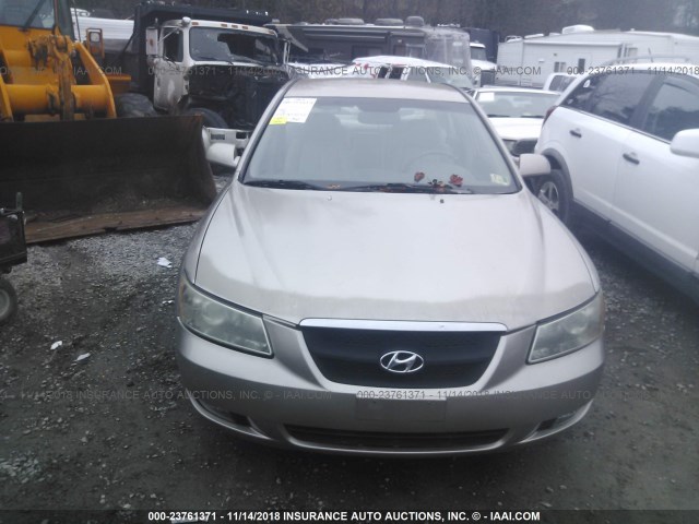 5NPEU46F76H050015 - 2006 HYUNDAI SONATA GLS/LX GOLD photo 6