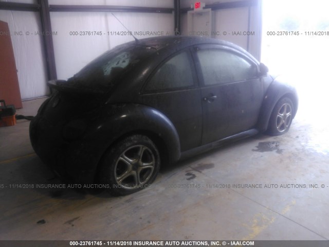 3VWBB61CXWM042922 - 1998 VOLKSWAGEN NEW BEETLE 黑色 照片 4