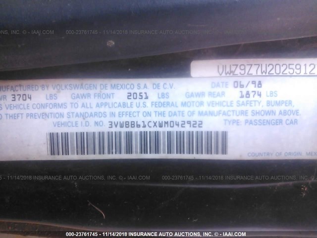 3VWBB61CXWM042922 - 1998 VOLKSWAGEN NEW BEETLE 黑色 照片 9