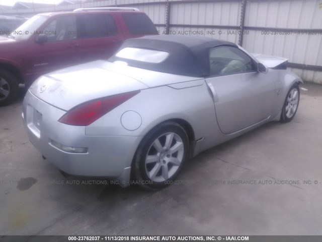 JN1AZ36A85M754083 - 2005 NISSAN 350Z ROADSTER SILVER photo 4