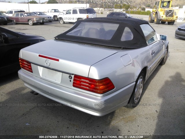 WDBFA63E5RF104400 - 1994 MERCEDES-BENZ SL 320 SILVER photo 4