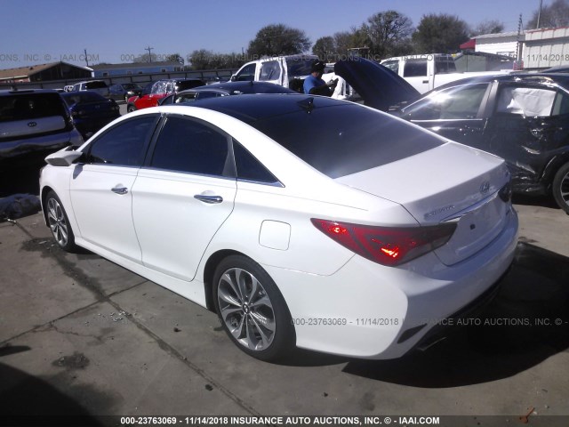 5NPEC4AB8EH845645 - 2014 HYUNDAI SONATA SE/LIMITED WHITE photo 3