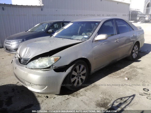 4T1BE32K06U108870 - 2006 TOYOTA CAMRY LE/XLE/SE GOLD photo 2