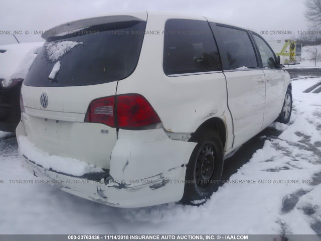 2V8HW34179R599685 - 2009 VOLKSWAGEN ROUTAN SE WHITE photo 4