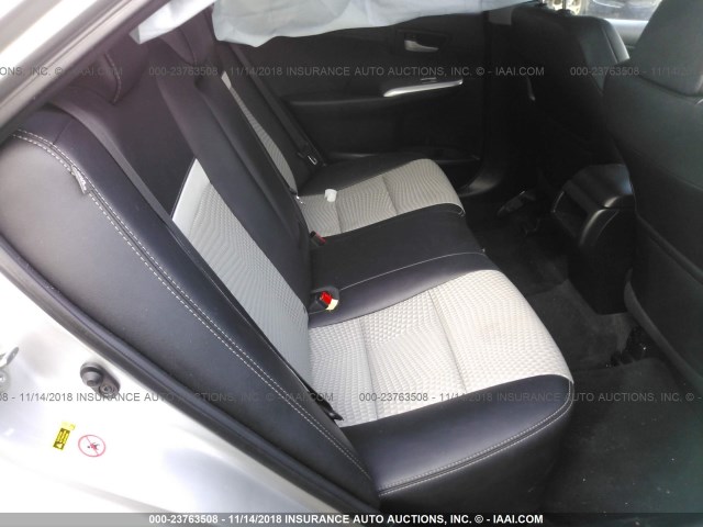 4T1BF1FK3CU166768 - 2012 TOYOTA CAMRY SE/LE/XLE 银色 照片 8