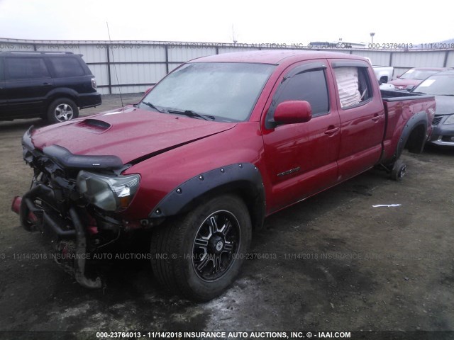 3TMMU4FN1BM035775 - 2011 TOYOTA TACOMA DOUBLE CAB LONG BED RED photo 2