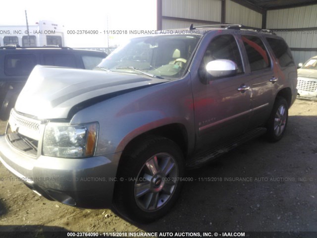 1GNFK33049R142451 - 2009 CHEVROLET TAHOE K1500 LTZ GRAY photo 2