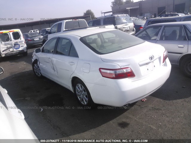 JTNBK46K073024371 - 2007 TOYOTA CAMRY NEW GENERAT LE/XLE/SE WHITE photo 3