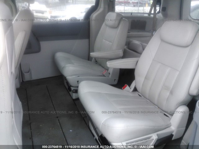 2A8HR54PX8R727704 - 2008 CHRYSLER TOWN & COUNTRY TOURING BLACK photo 8