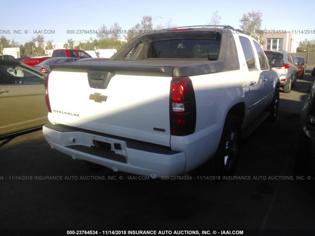 3GNMCGE08BG386991 - 2011 CHEVROLET AVALANCHE LTZ WHITE photo 4