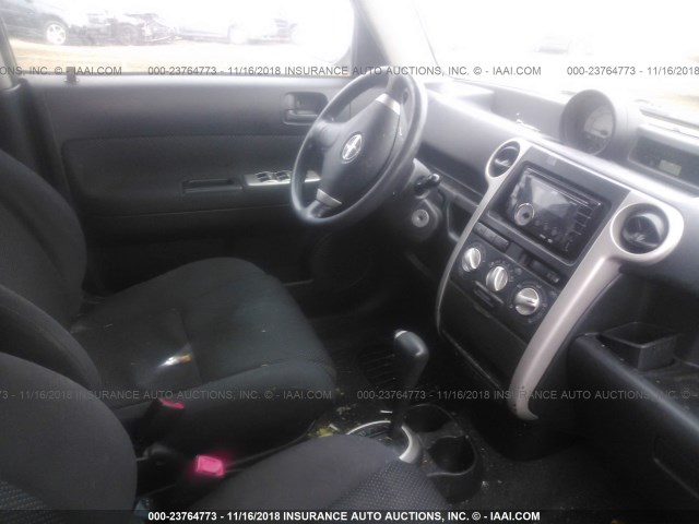 JTLKT324254010552 - 2005 TOYOTA SCION XB 灰色 照片 5