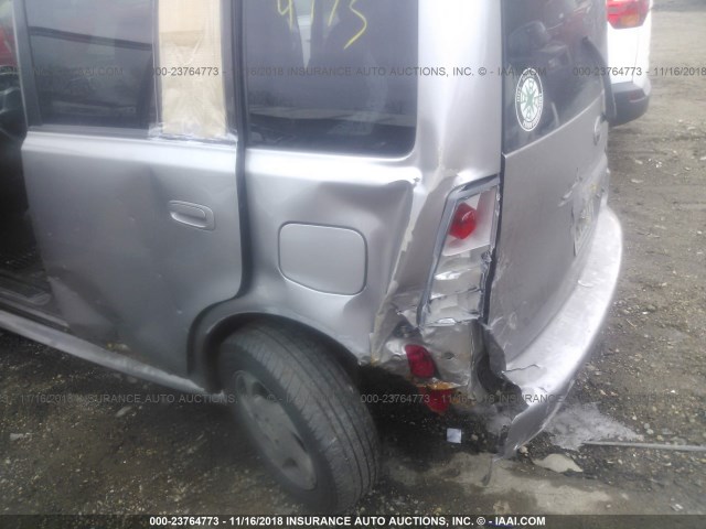 JTLKT324254010552 - 2005 TOYOTA SCION XB 灰色 照片 6