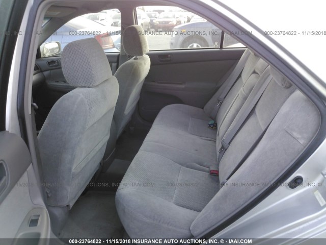 4T1BE32K23U718345 - 2003 TOYOTA CAMRY LE/XLE/SE SILVER photo 8
