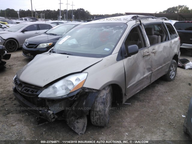 5TDZK23C17S054725 - 2007 TOYOTA SIENNA CE/LE BEIGE photo 2