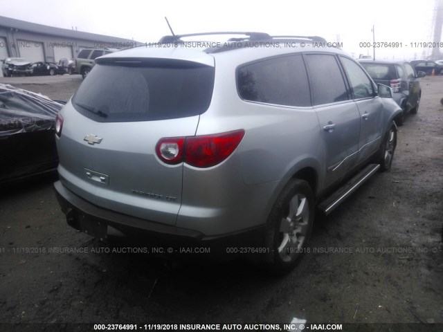 1GNKRLED6BJ405912 - 2011 CHEVROLET TRAVERSE LTZ SILVER photo 4