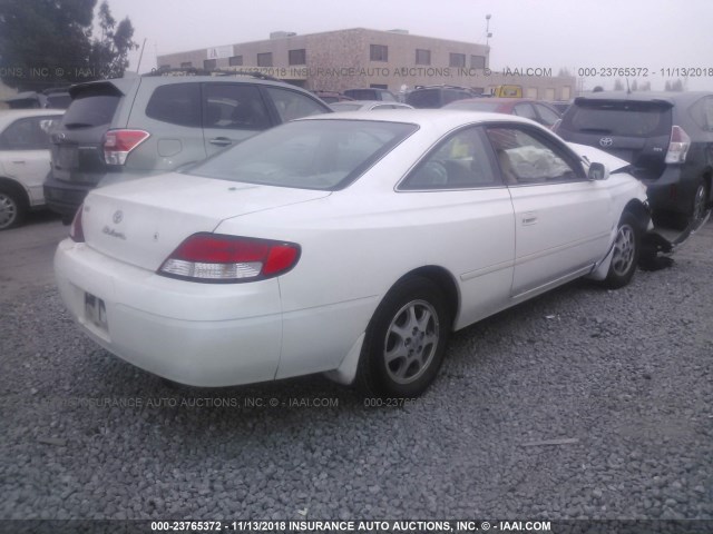 2T1CG22P0YC357324 - 2000 TOYOTA CAMRY SOLARA SE WHITE photo 4