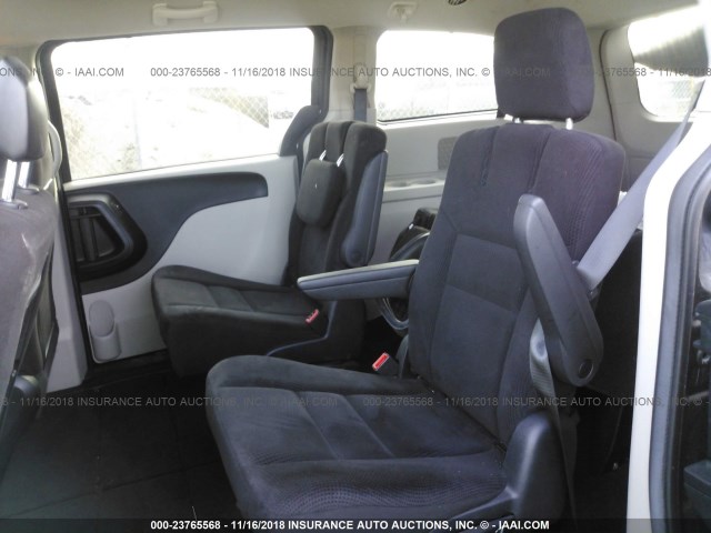 2C4RDGBG0GR125434 - 2016 DODGE GRAND CARAVAN SE GRAY photo 8