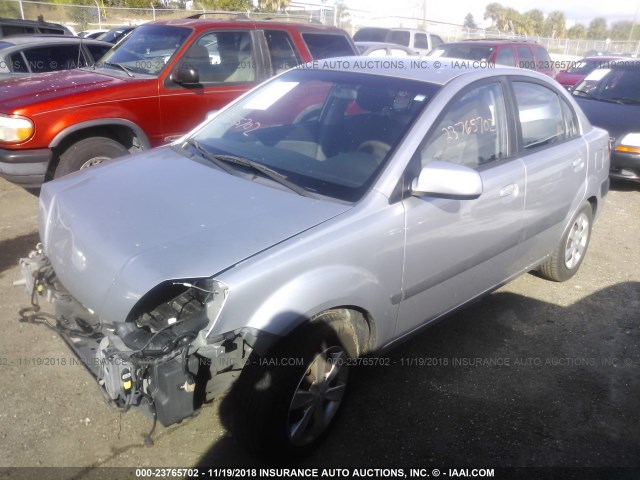 KNADE123976240202 - 2007 KIA RIO LX/SX SILVER photo 2