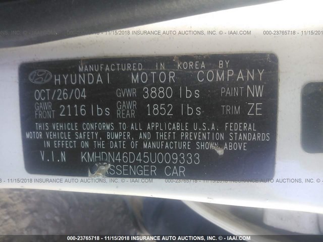 KMHDN46D45U009333 - 2005 HYUNDAI ELANTRA GLS/GT WHITE photo 9