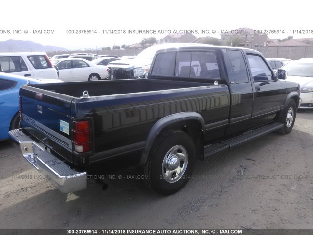 1B7GL23Y0SS213122 - 1995 DODGE DAKOTA BLACK photo 4