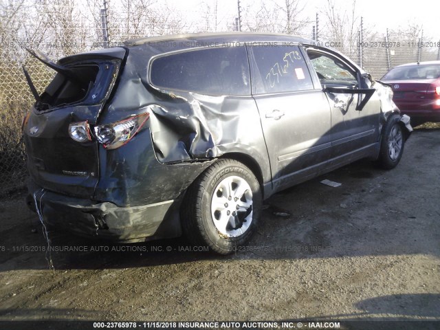 1GNER13D19S128157 - 2009 CHEVROLET TRAVERSE LS GRAY photo 4