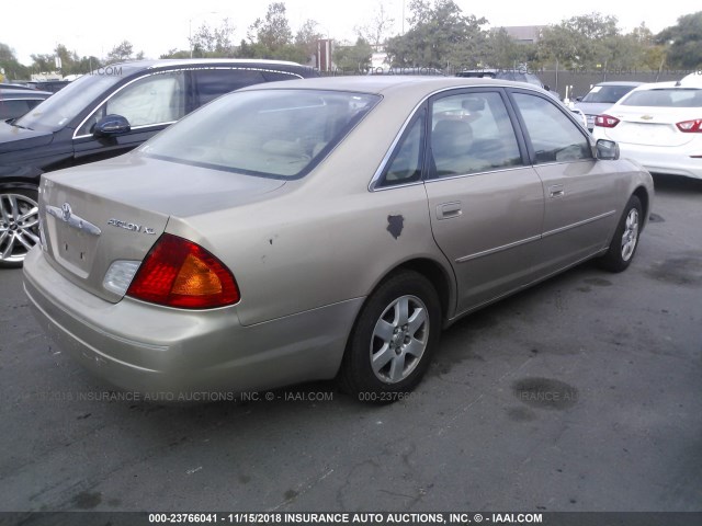 4T1BF28B81U124628 - 2001 TOYOTA AVALON XL/XLS GOLD photo 4