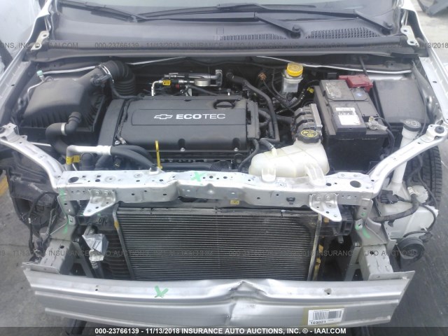 1G1JA5SG8D4134464 - 2013 CHEVROLET SONIC LS 银色 照片 10