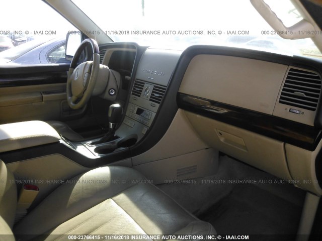 5LMEU68H65ZJ27631 - 2005 LINCOLN AVIATOR 黑色 照片 5
