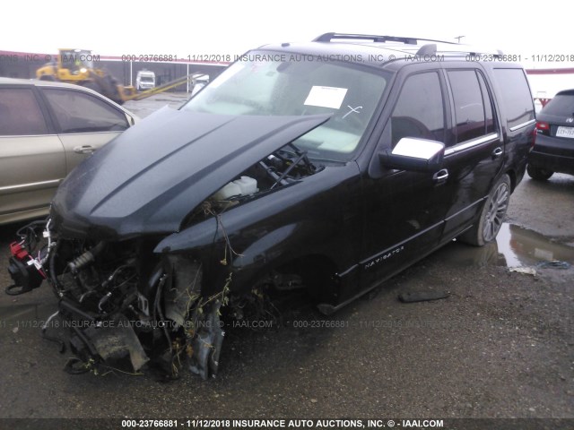 5LMJJ2HT7FEJ10365 - 2015 LINCOLN NAVIGATOR Czarny zdjęcie 2