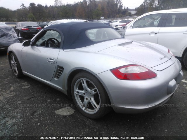 WP0CA29847U710181 - 2007 PORSCHE BOXSTER SILVER photo 3