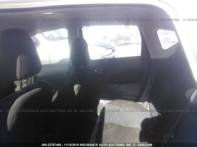 3N1CE2CP0FL433173 - 2015 NISSAN VERSA NOTE S/S PLUS/SV/SL/SR GRAY photo 8