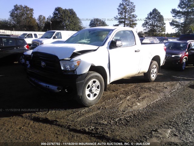 5TFJU5F1XBX004606 - 2011 TOYOTA TUNDRA WHITE photo 2