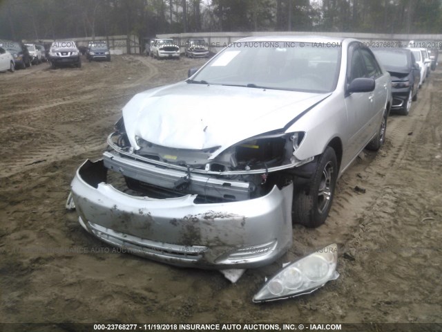 JTDBE32KX63038031 - 2006 TOYOTA CAMRY LE/XLE 银色 照片 6
